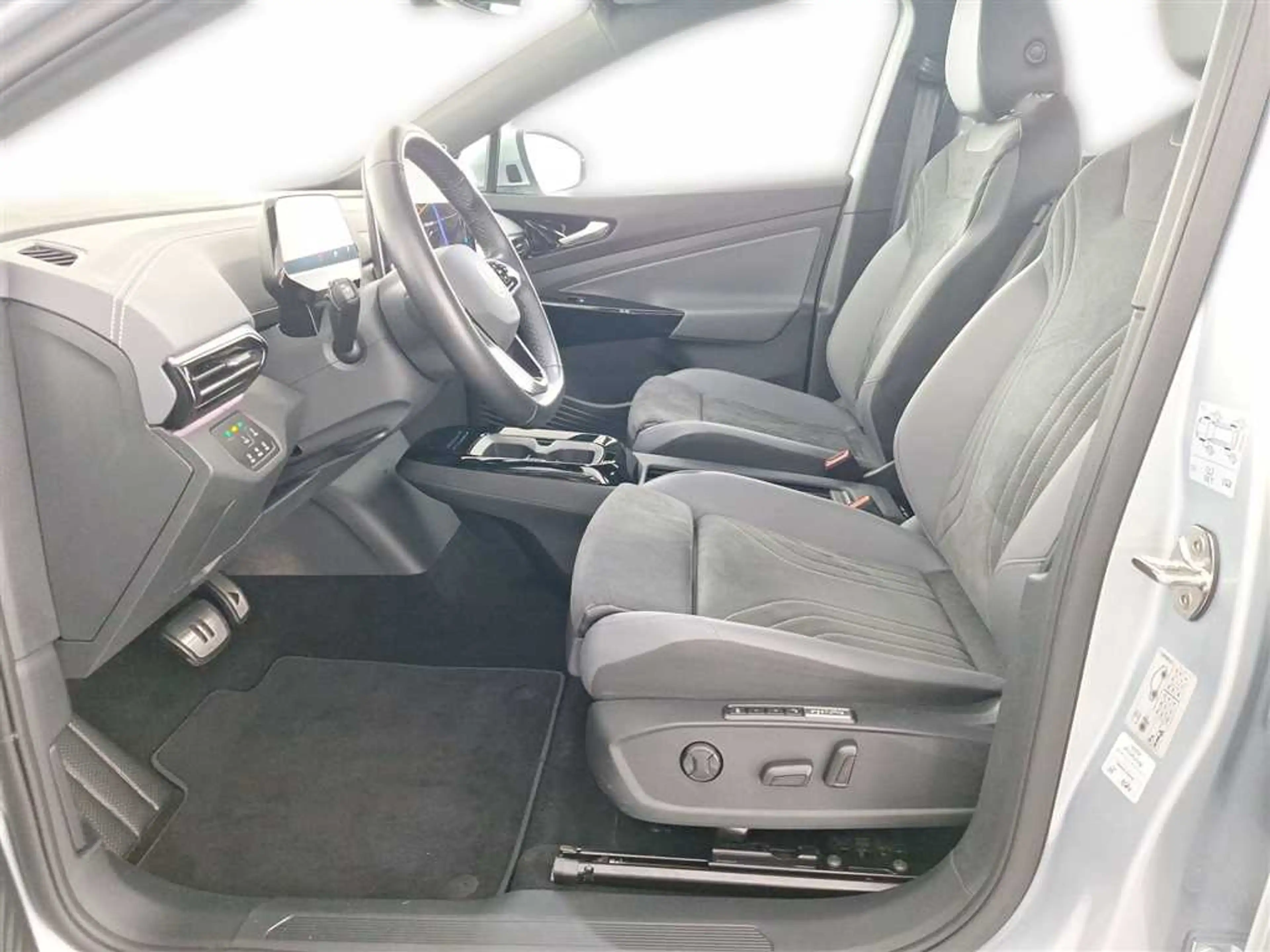 Volkswagen ID.4 Pro 82 kWh — photo 16