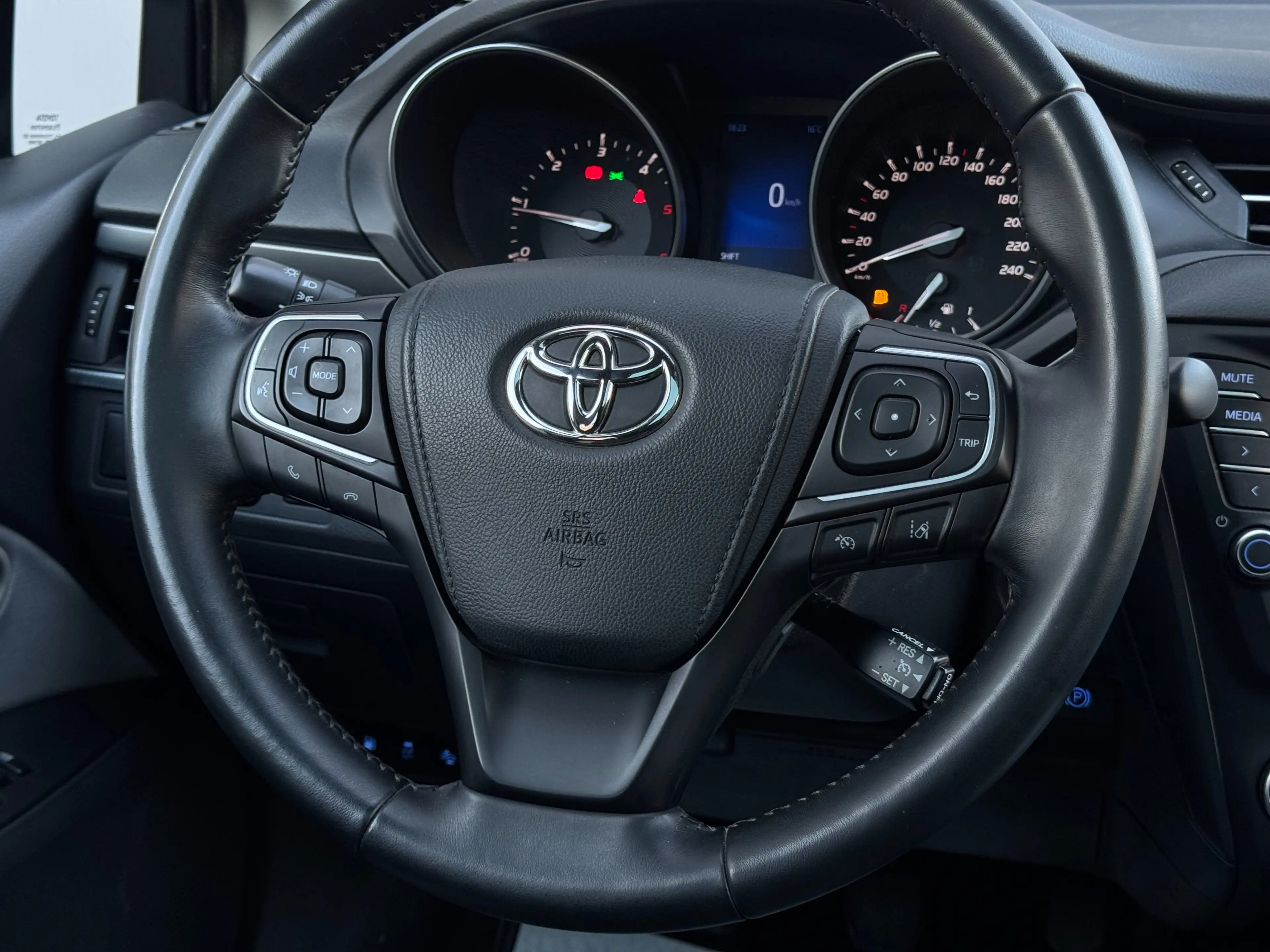 Toyota Avensis SW 1.6 D-4D Dynamic Pano LED Lijnassist Garantie * — photo 10