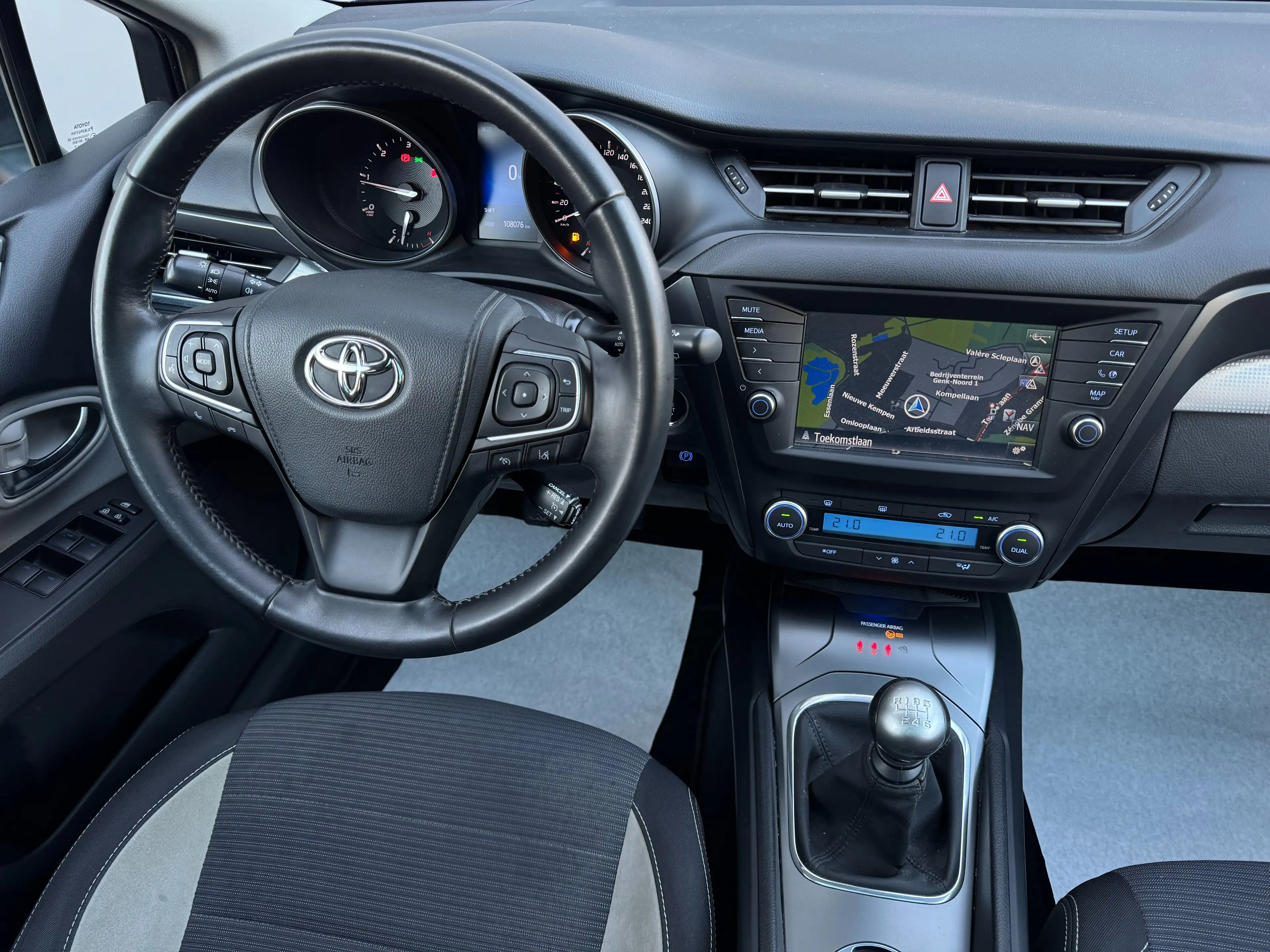 Toyota Avensis SW 1.6 D-4D Dynamic Pano LED Lijnassist Garantie * — photo 5
