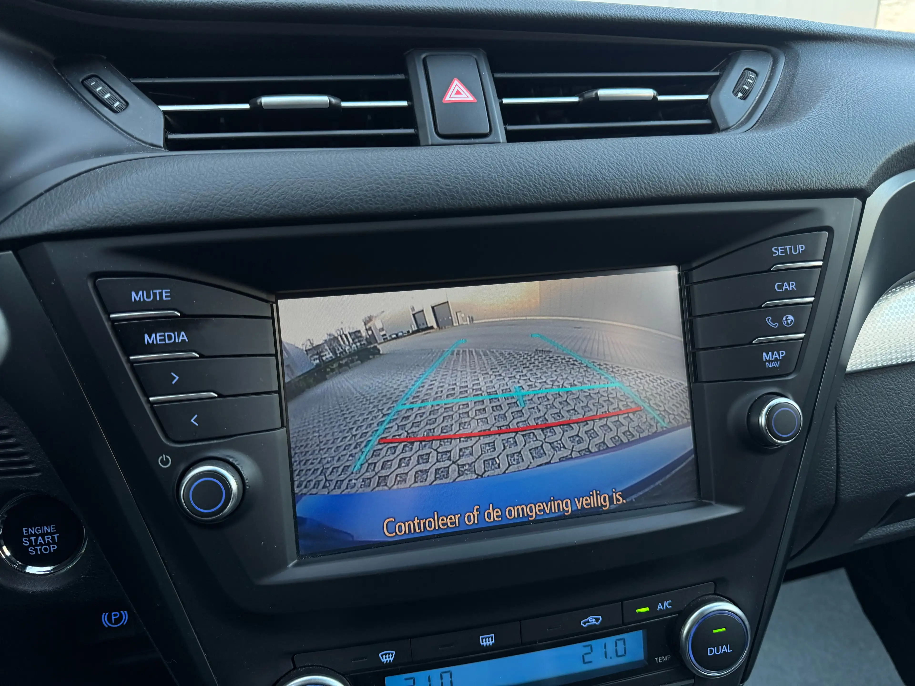 Toyota Avensis SW 1.6 D-4D Dynamic Pano LED Lijnassist Garantie * — photo 12
