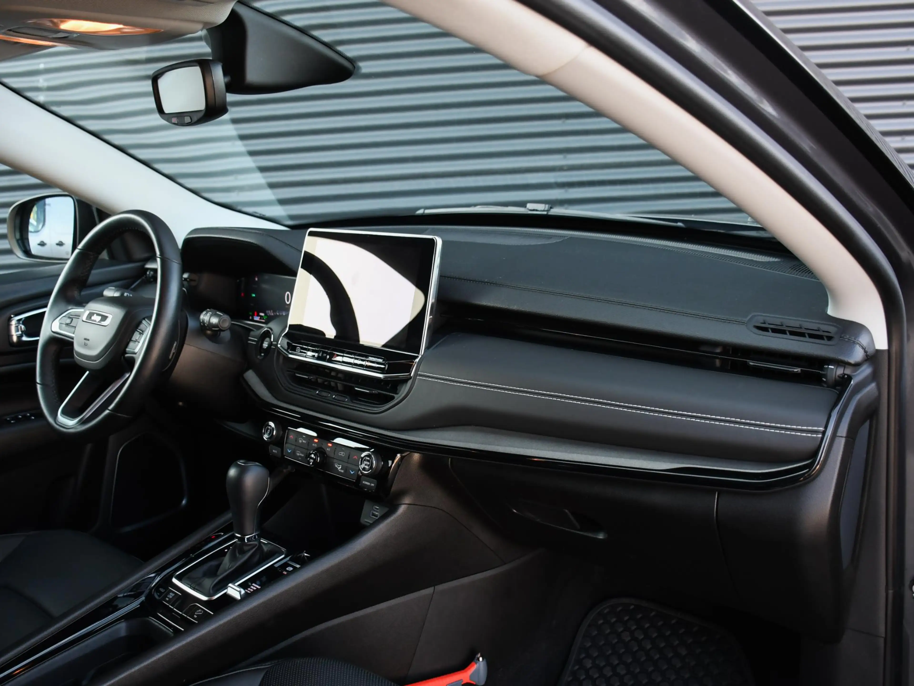 Jeep Compass Limited 4xe Plug-in Hybrid 240pk Automaat LEDER | — photo 9
