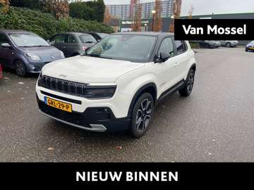 1.2 e-Hybrid Summit | Navigatie | parkeersensoren