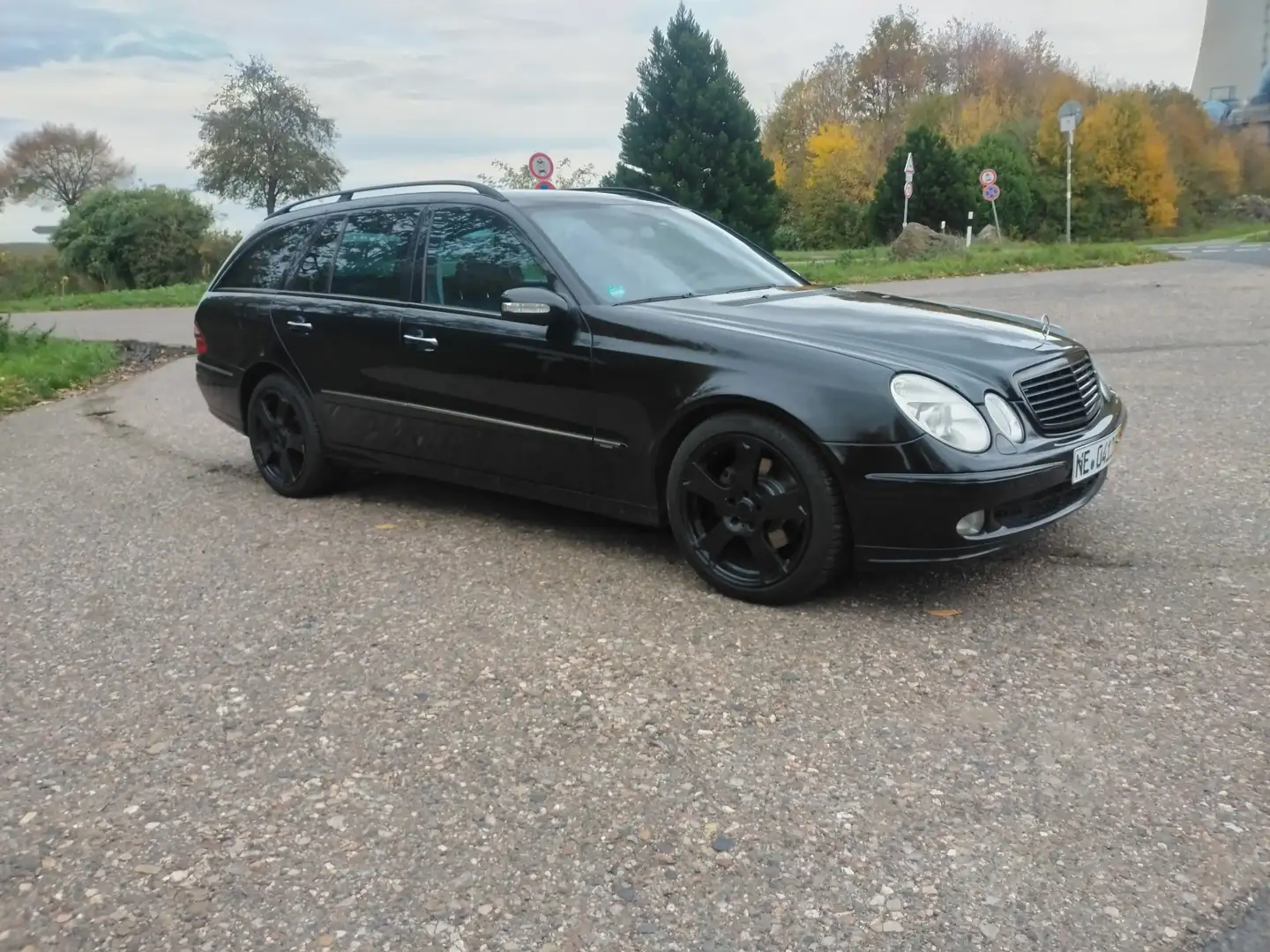 Mercedes-Benz E 320 E 320 T CDI (211.226) Schwarz - 2