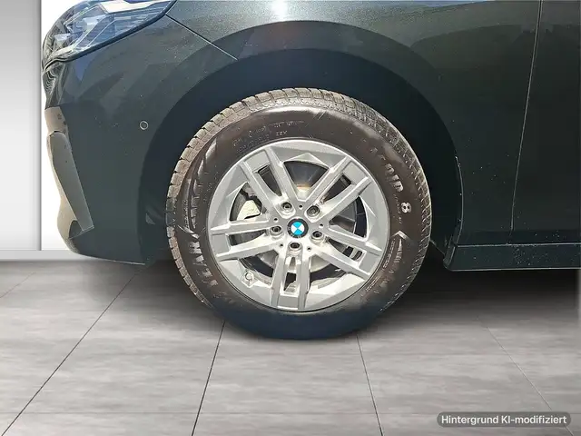 BMW 2 Series view 6