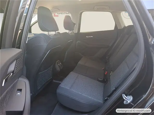 BMW 2 Series view 11