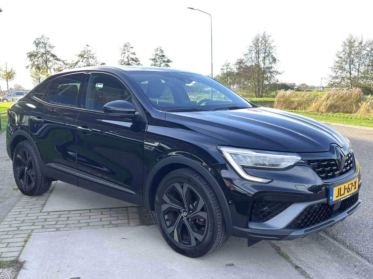 Renault Arkana 1.6 E-Tech hybrid 145 PK E-Tech engineered / Stoel Černá - 2