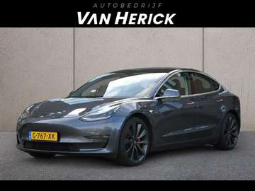 Performance AWD 75 kWh 513PK | Premium Sound | 20