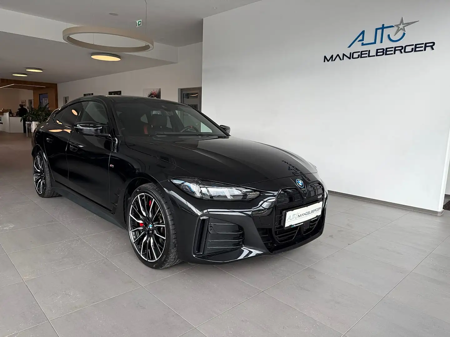 BMW i4 Gran Coupe xDrive M50 81,1kWh M-Sport Pro Schwarz - 1