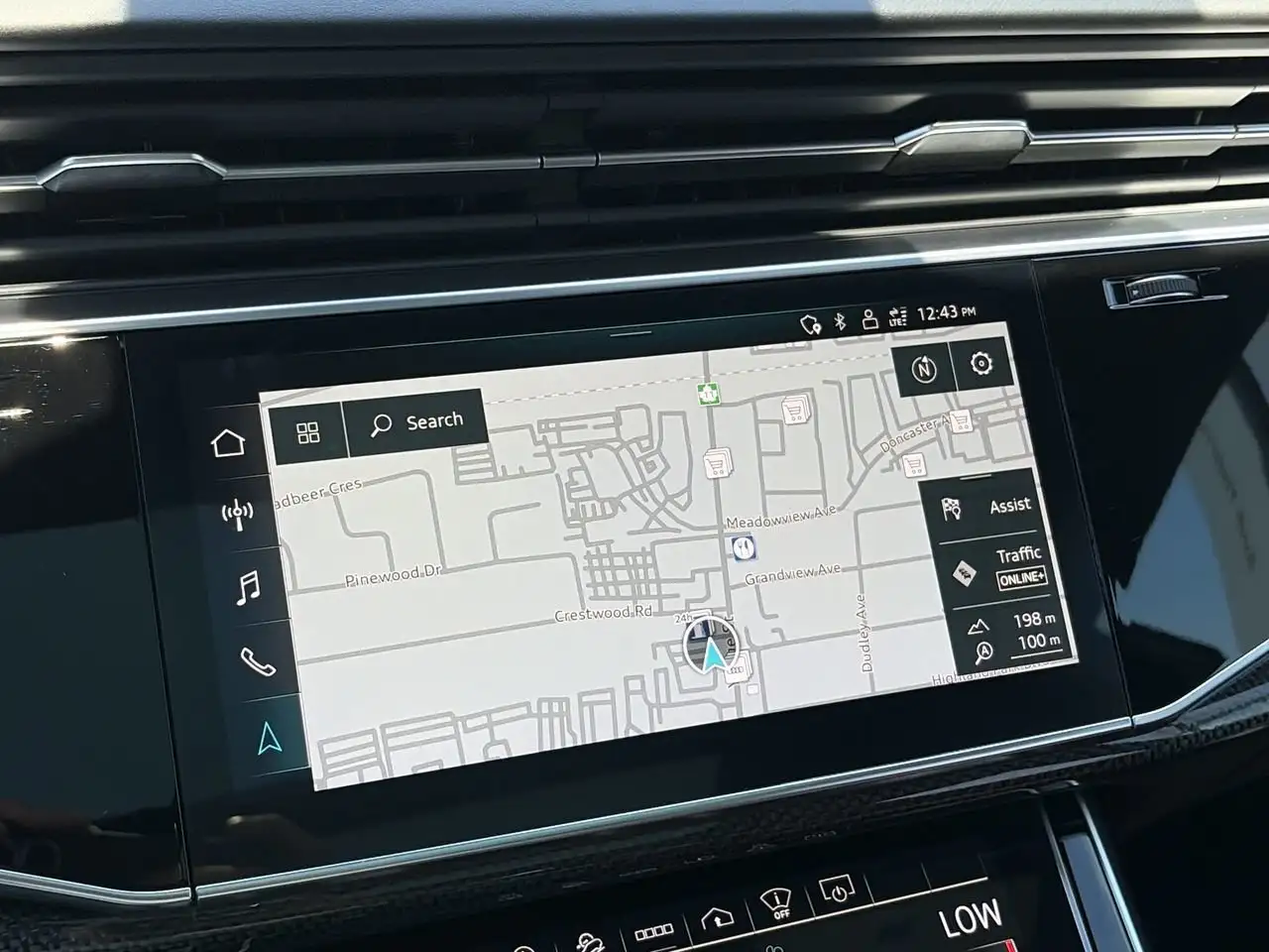 Audi SQ8 снимка Audi SQ8