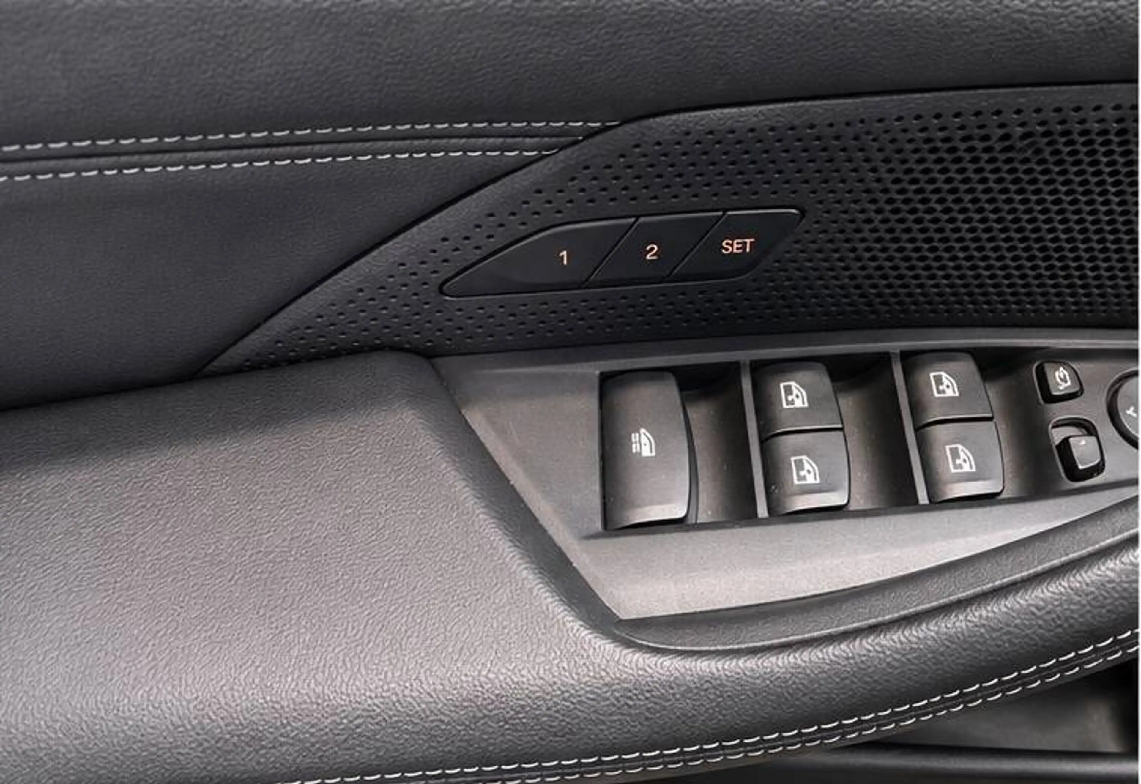 BMW 420 Cabrio 420iAS Sportpack windscherm nekverwarming memoryseats — photo 7