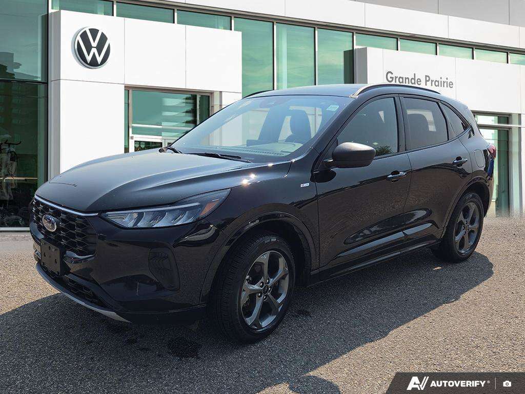 2023 Ford Escape ST-Line | AWD | HEATED SEATS & STEERING WHEEL | RE
