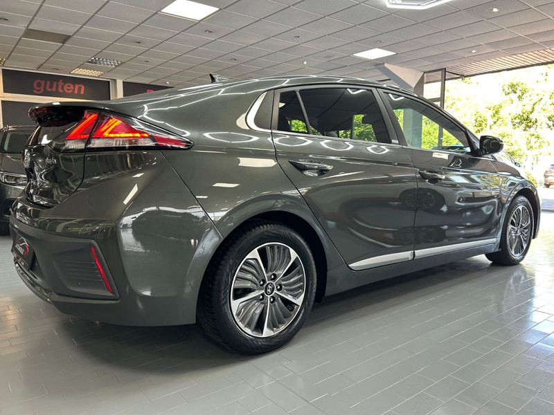 Hyundai IONIQ Ioniq Style Plug-In Hybrid — photo 3