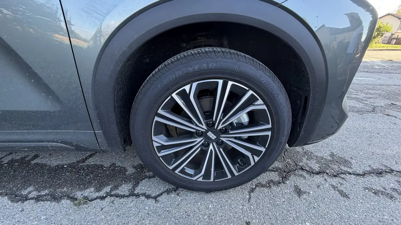 Geely Starray EM-i 2026
