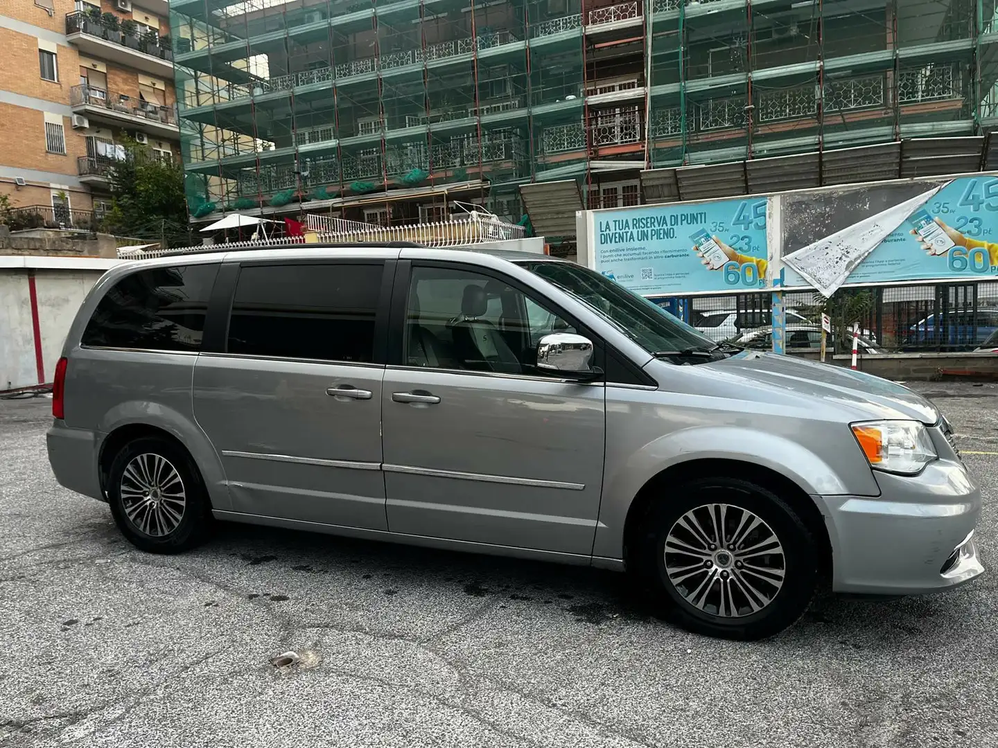 Lancia Voyager Voyager V 2.8L Platinum 177cv(178) auto E5+ Grigio - 2