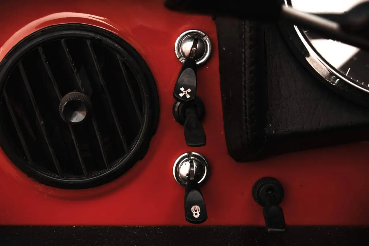 Alfa Romeo Spider Duetto 1750 Osso di Seppia - RESTAURO TOTALE, foto 3