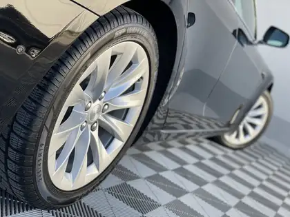 Annonce voiture d'occasion Tesla Autres - CARADIZE