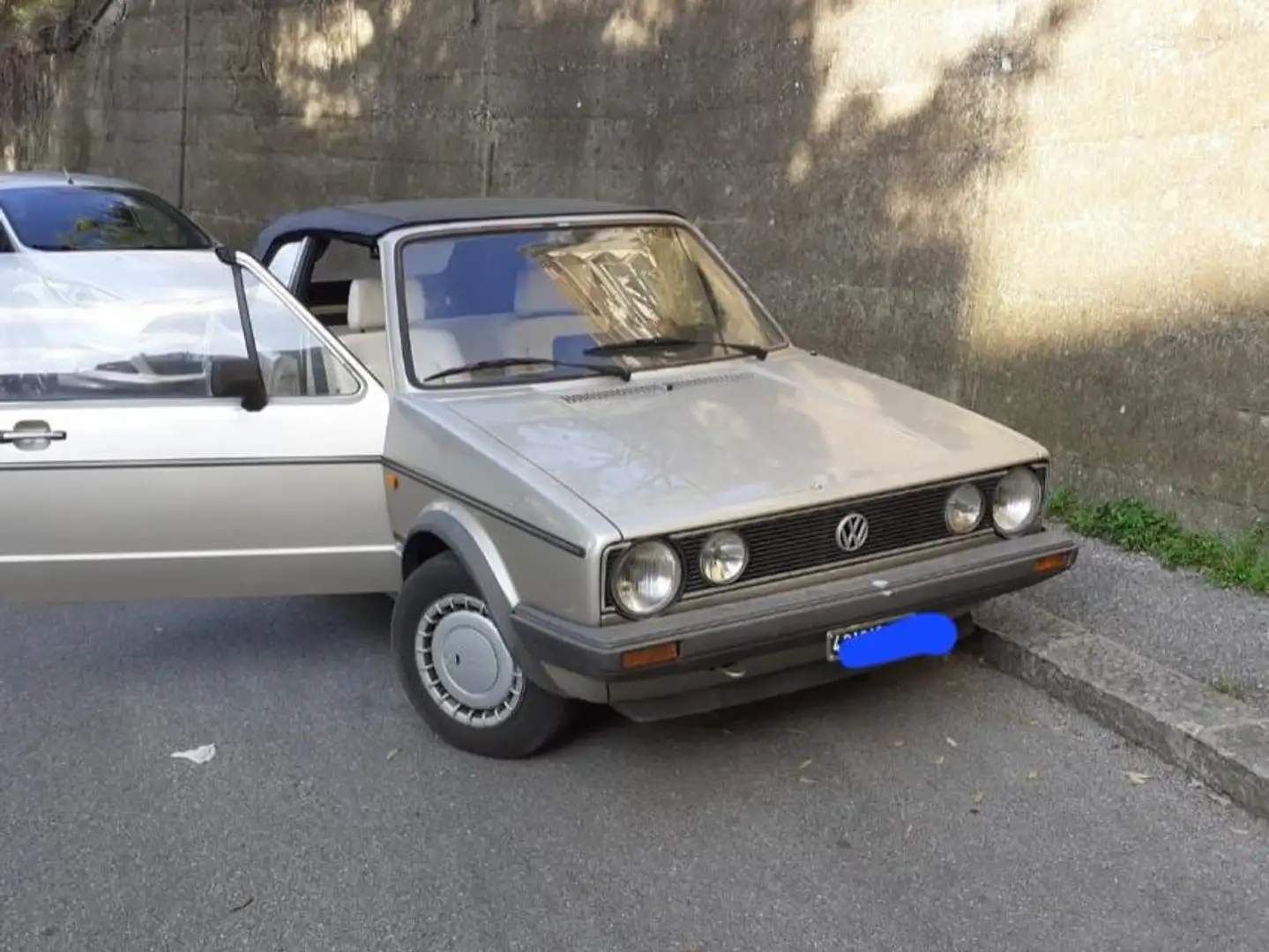 Volkswagen Golf Cabriolet GL Plateado - 2