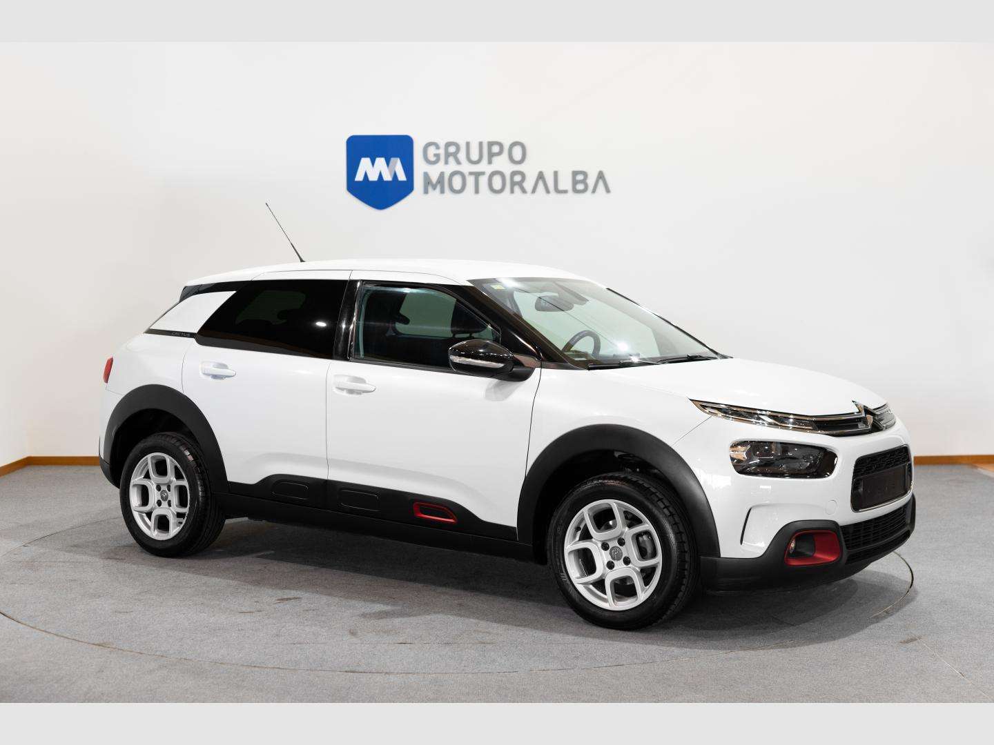 Citroen C4 Cactus 1.2 PureTech S&S Shine 110 - foto 1