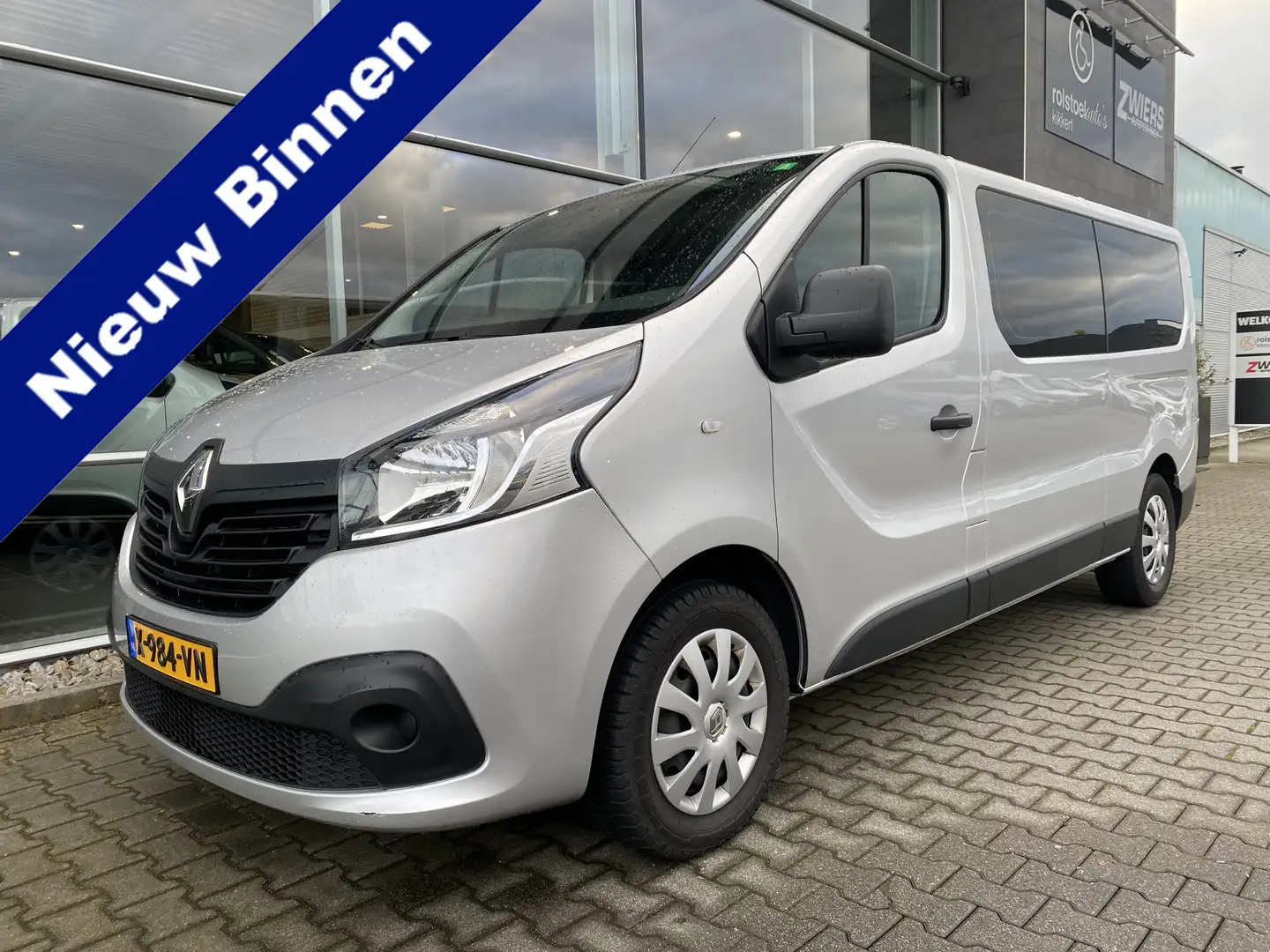 Renault Trafic Passenger 1.6 dCi Grand Expression Energy (Mooie c Zilver - 1