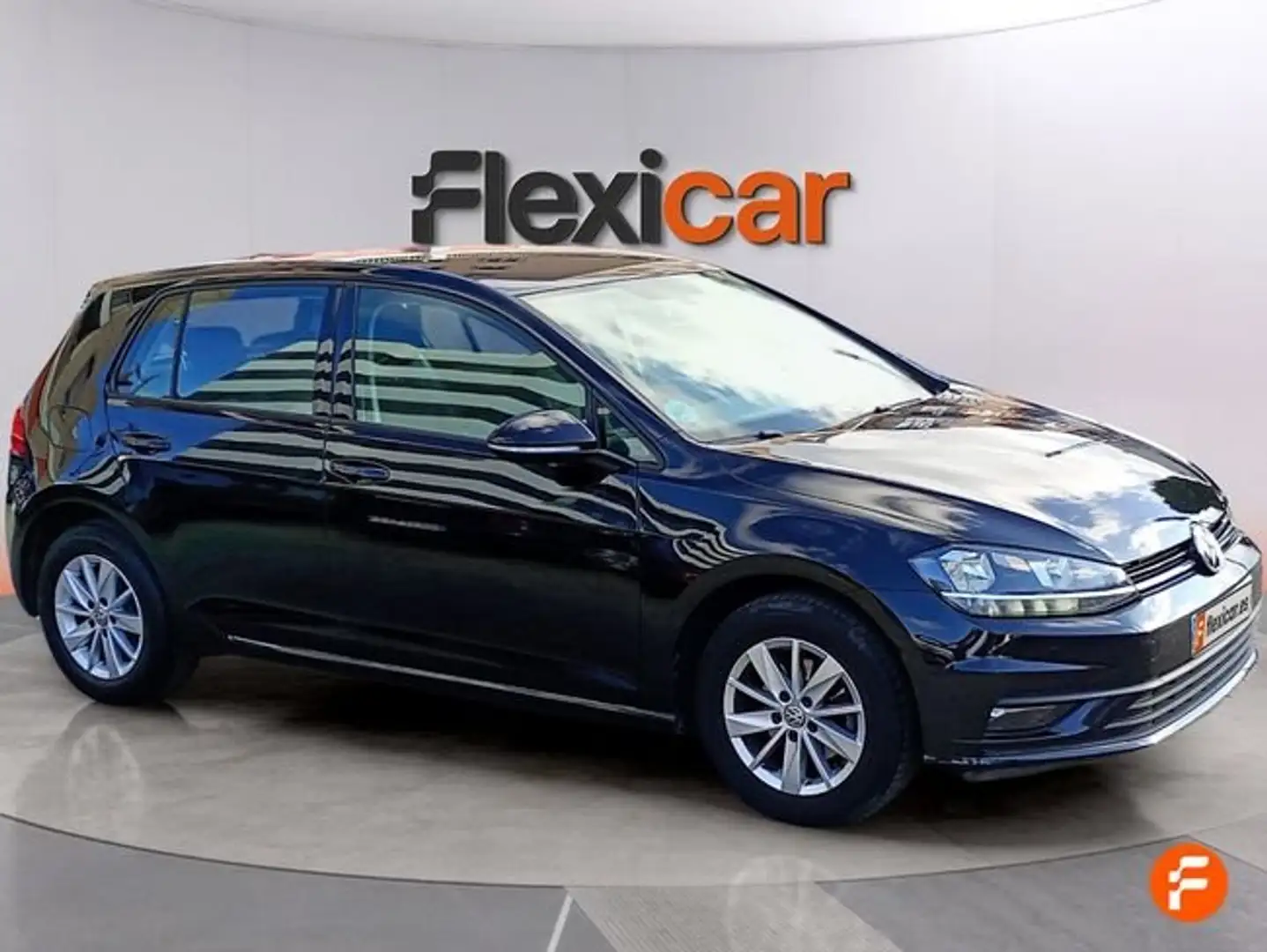 Volkswagen Golf 1.0 TSI Advance 81kW Negro - 2