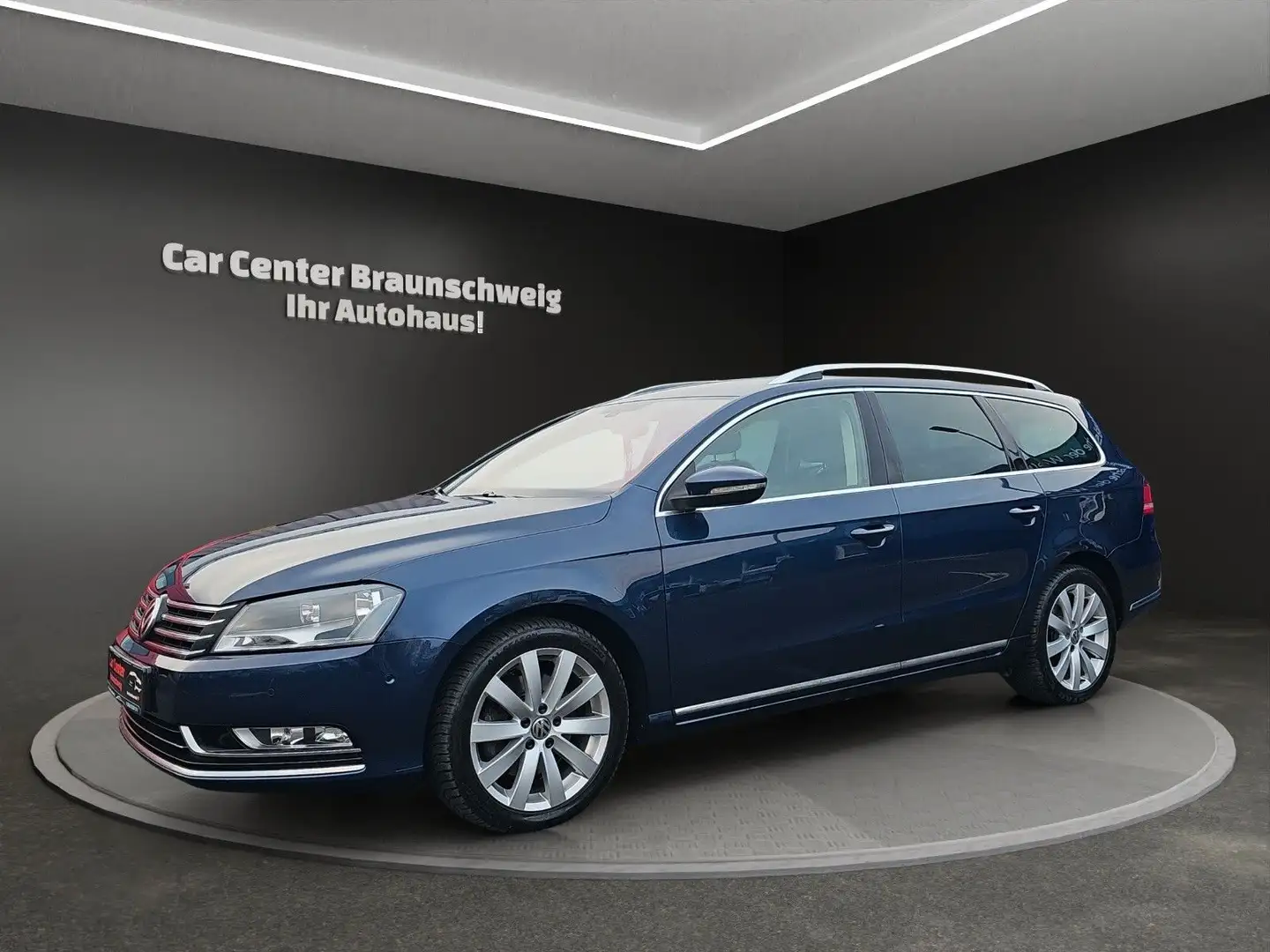 Volkswagen Passat Variant 2.0 TDI Highline+AHK+Navi+Alu Blau - 1