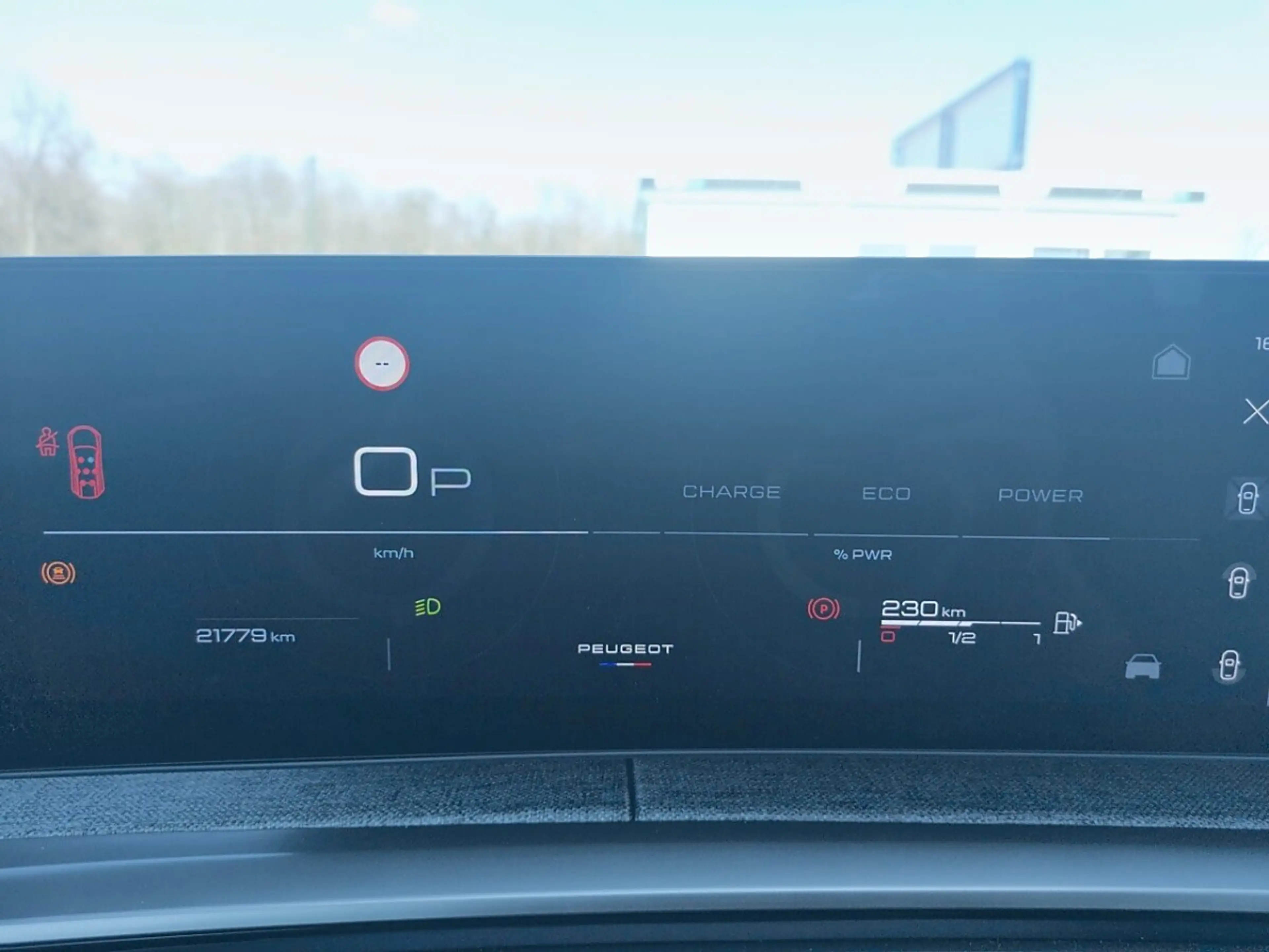 Peugeot 5008 mHEV 145 e-DCS6 Aut. — photo 13