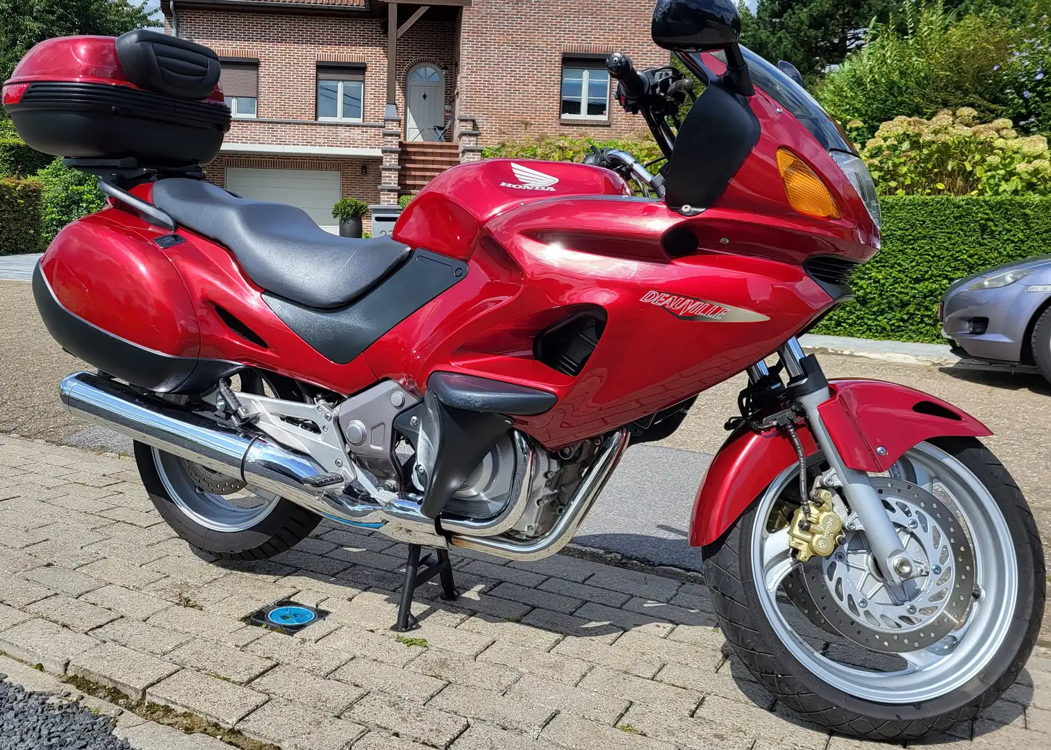 Honda Deauville 650 Roşu - 1