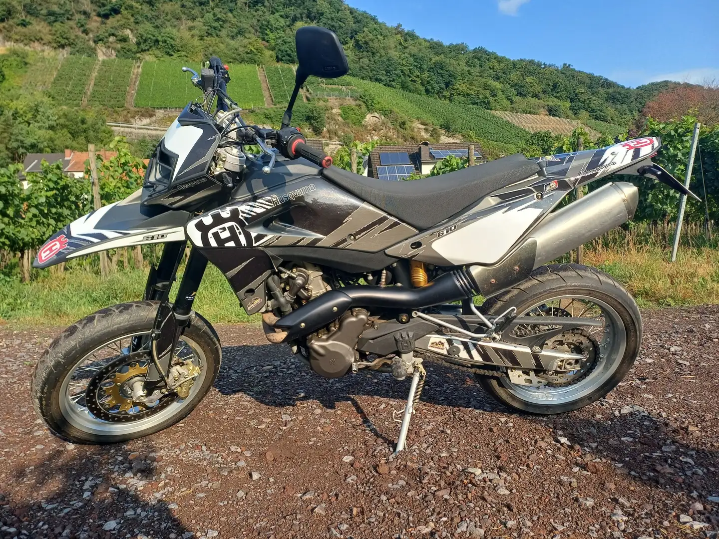 Husqvarna SM 610 Czarny - 1