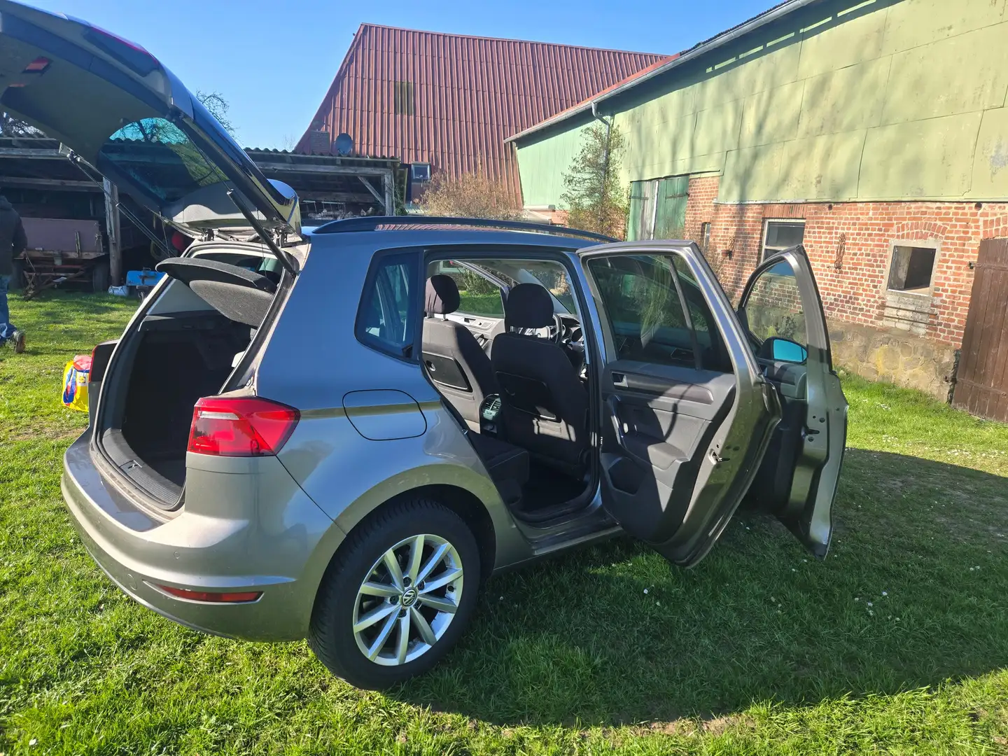 Volkswagen Golf Sportsvan Golf Sportsvan 1.2 TSI BlueMotion Technology DSG L Grau - 2