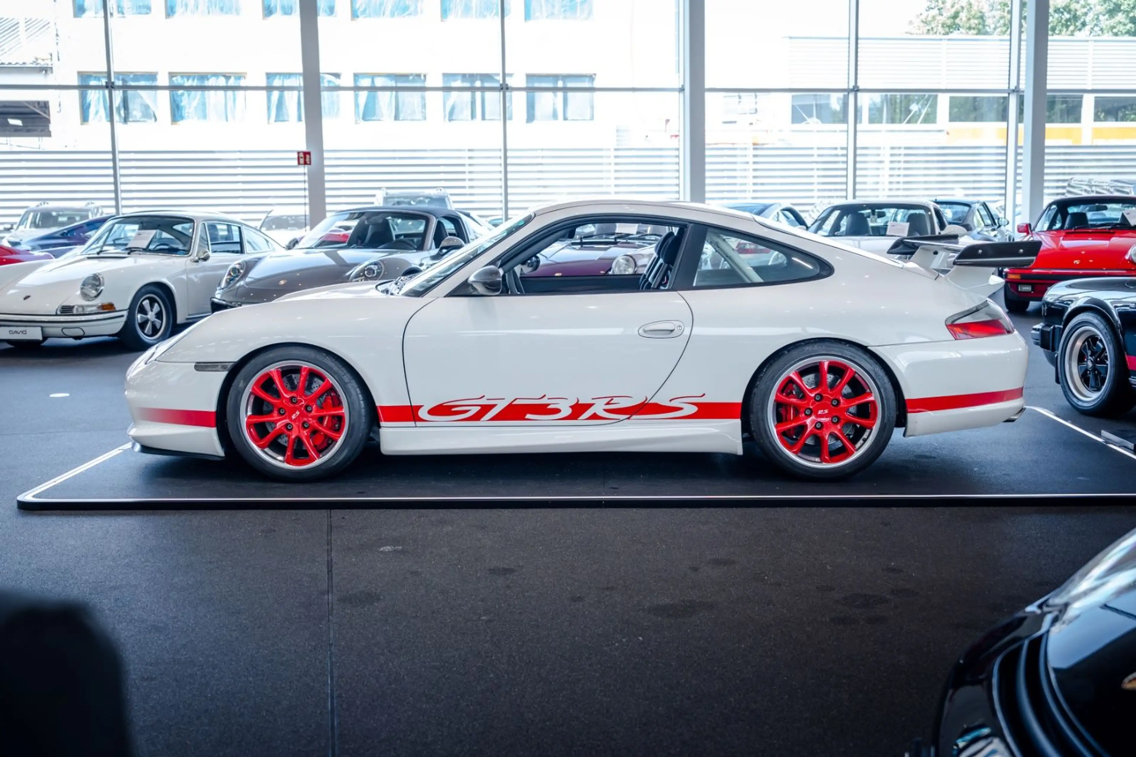 Porsche 996 GT3 RS *deutsch*Erstlack*Scheckheft — photo 12