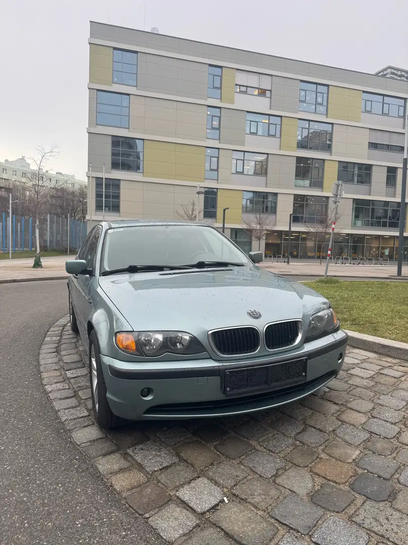 BMW 318 318d Aut. - 1
