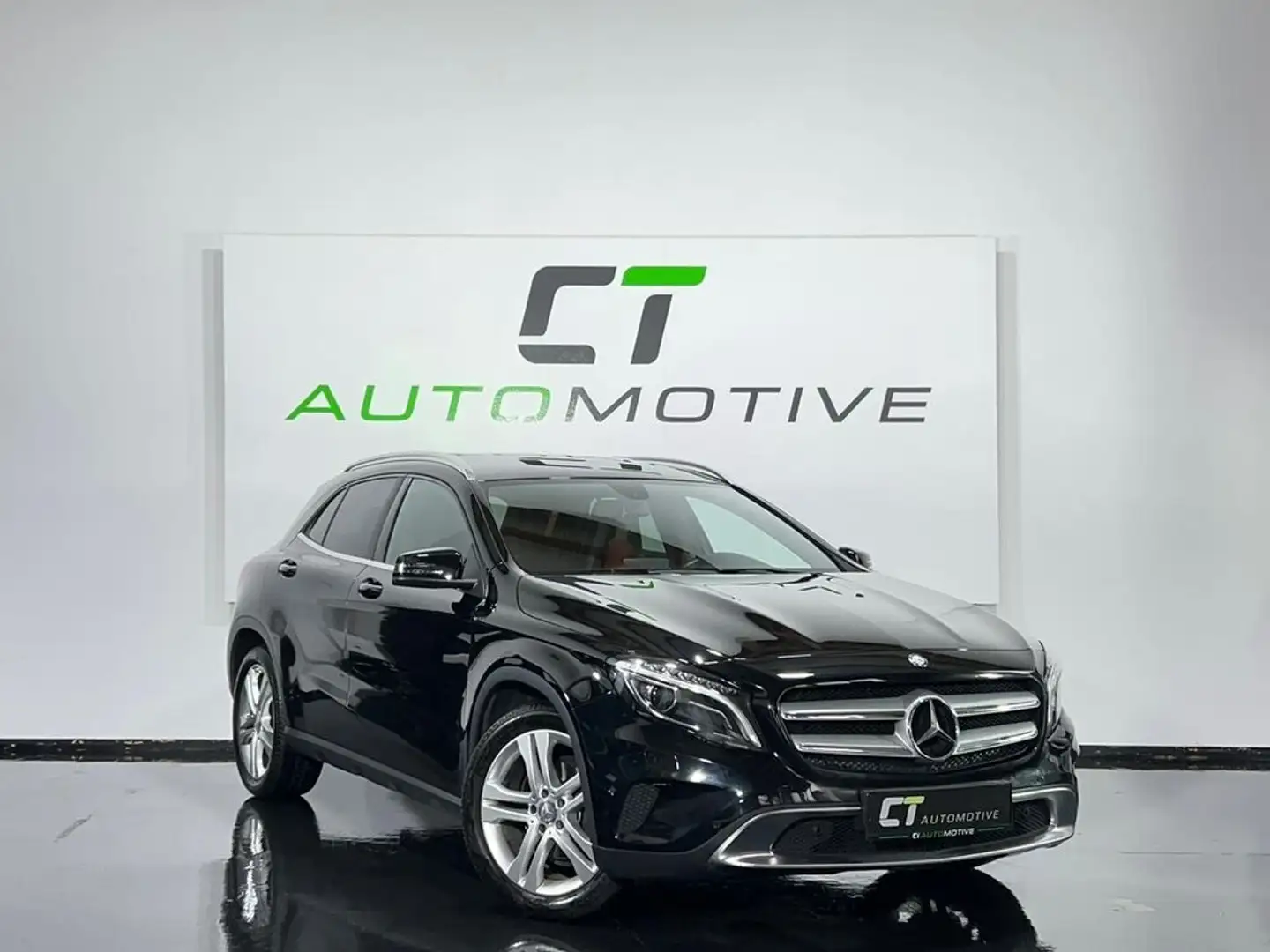Mercedes-Benz GLA 220 CDI 4MATIC Aut. Schwarz - 1