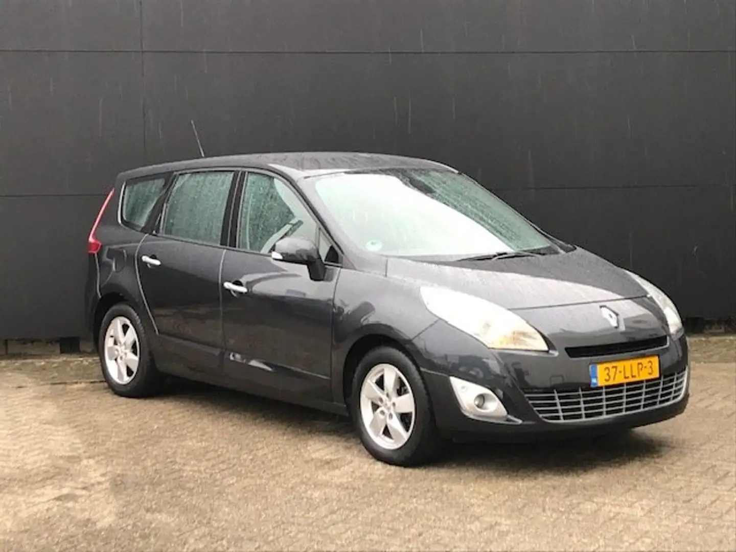 Renault Megane Megane 1.4 TCe 7persoons ELECTR. storingen Šedá - 2