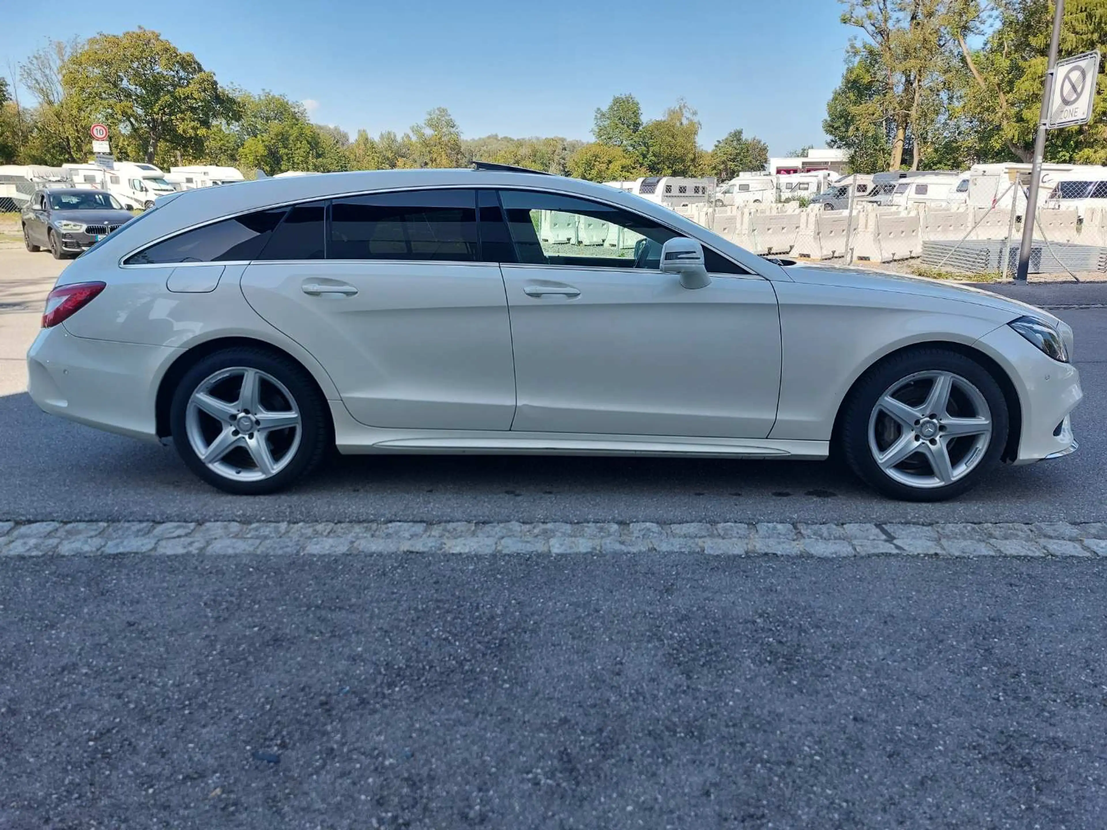 Mercedes-Benz CLS 350 d 4Matic BlueTEC  AMG Sportpaket — photo 4