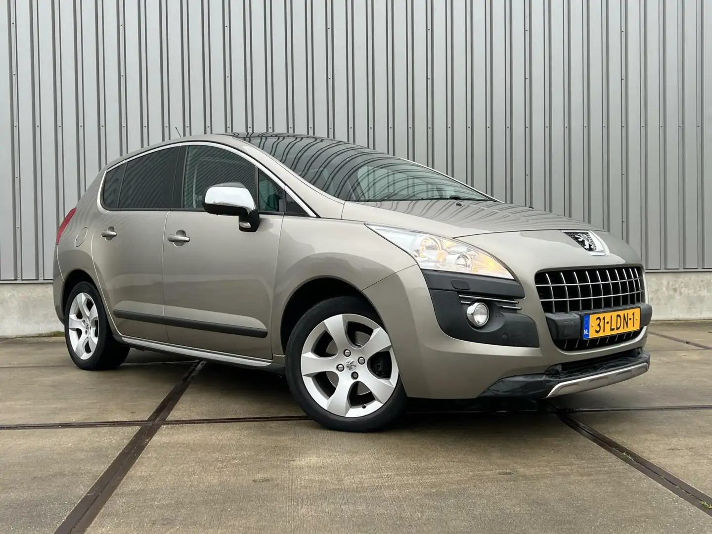 Peugeot 3008 1.6 THP GT-Line Pano - Head Up - Cruise - Clima - Grijs - 2