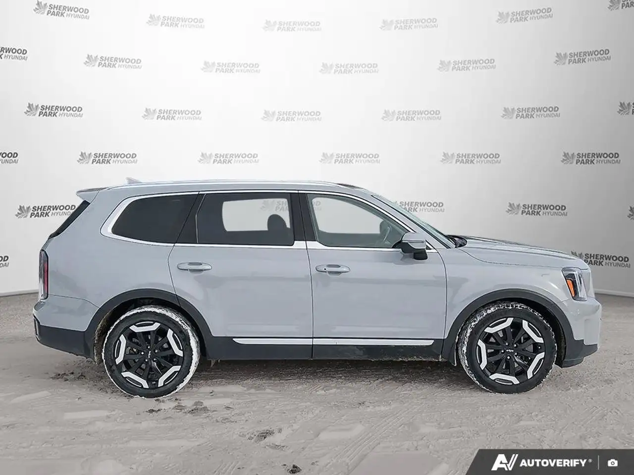 Kia Telluride снимка Kia Telluride