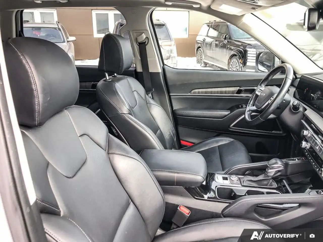 Kia Telluride снимка Kia Telluride