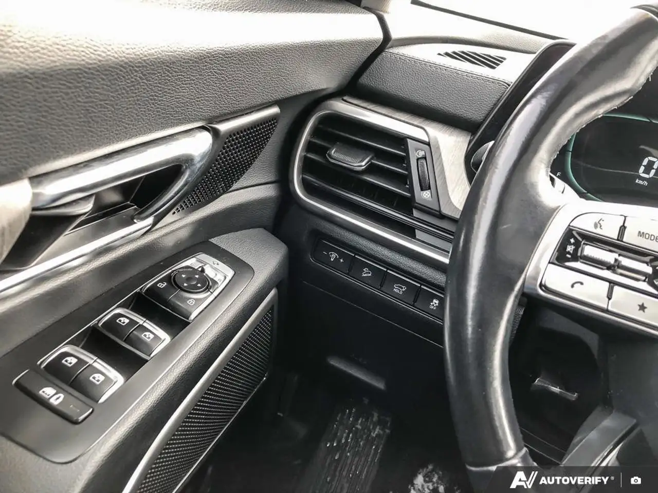 Kia Telluride снимка Kia Telluride