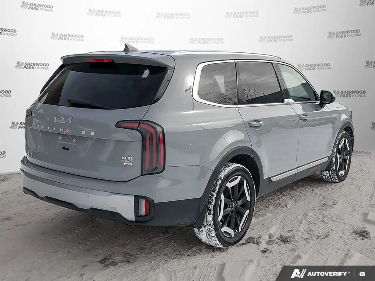 Kia Telluride снимка Kia Telluride