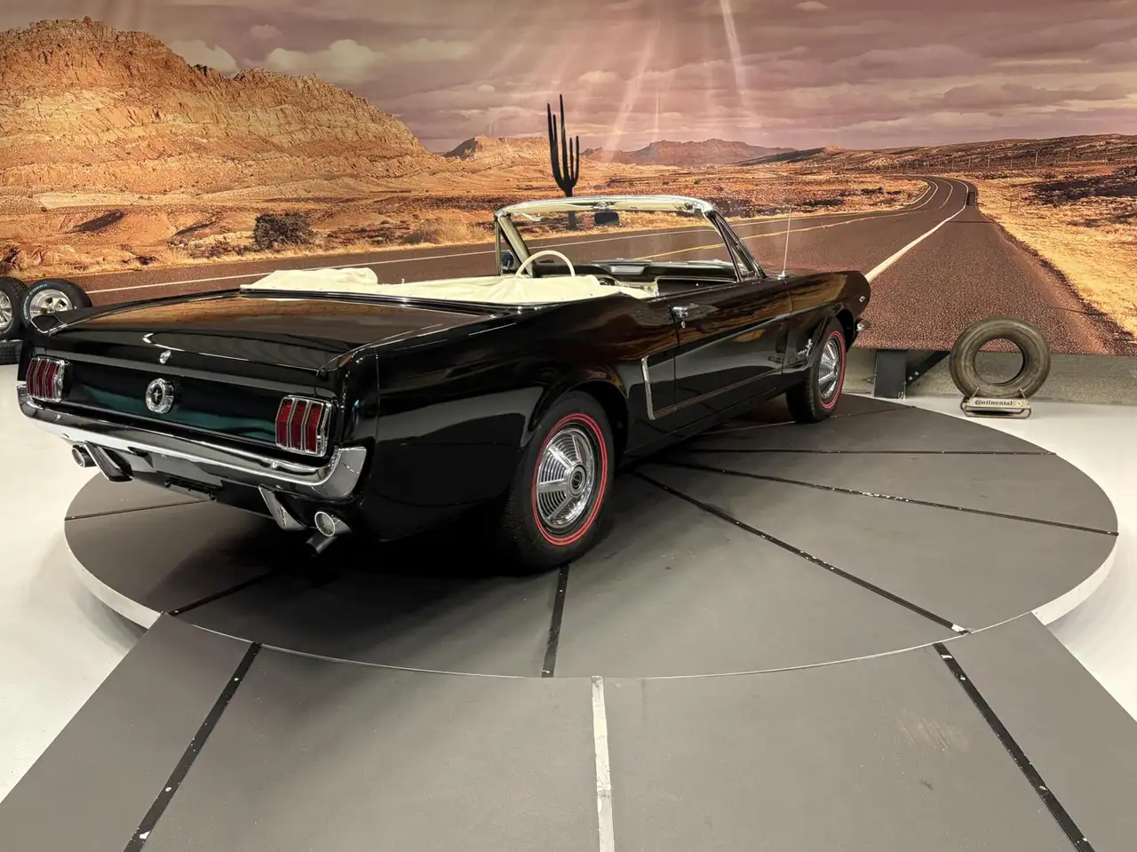 Ford Mustang Convertible, foto 10