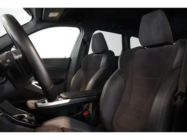 BMW X1 view 10