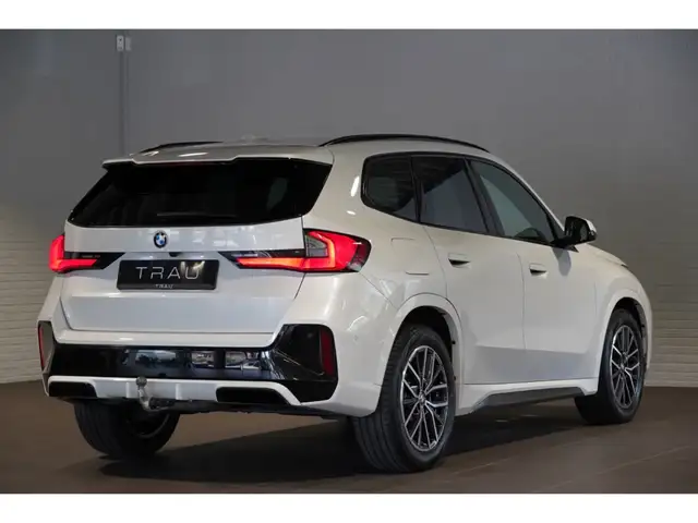 BMW X1 view 6