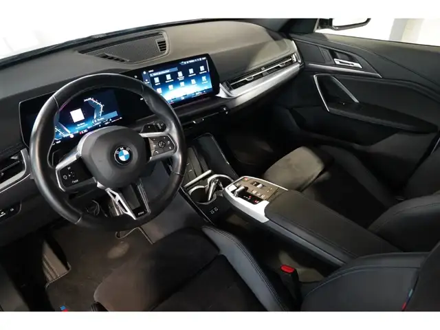 BMW X1 view 9