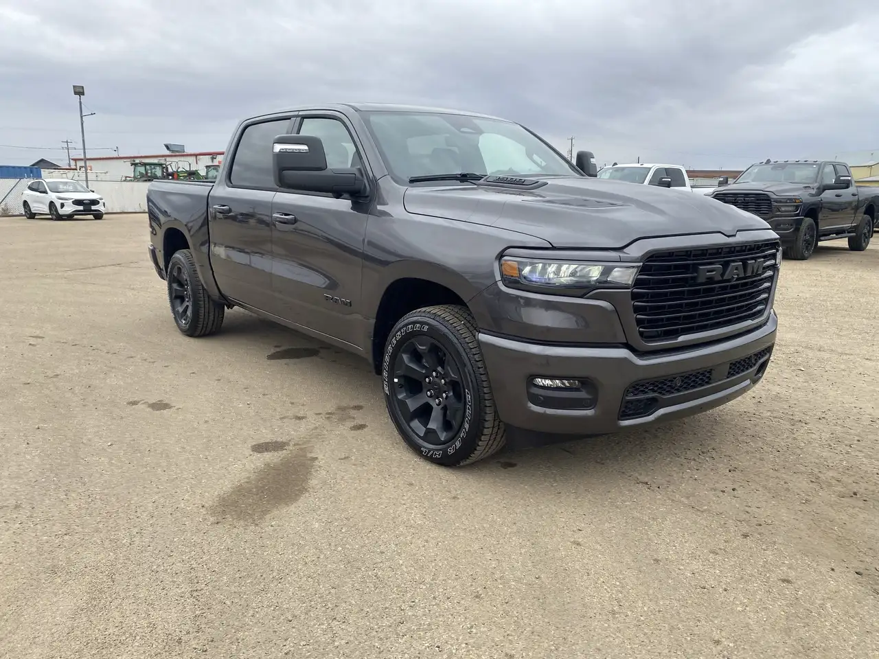 RAM 1500 снимка RAM 1500