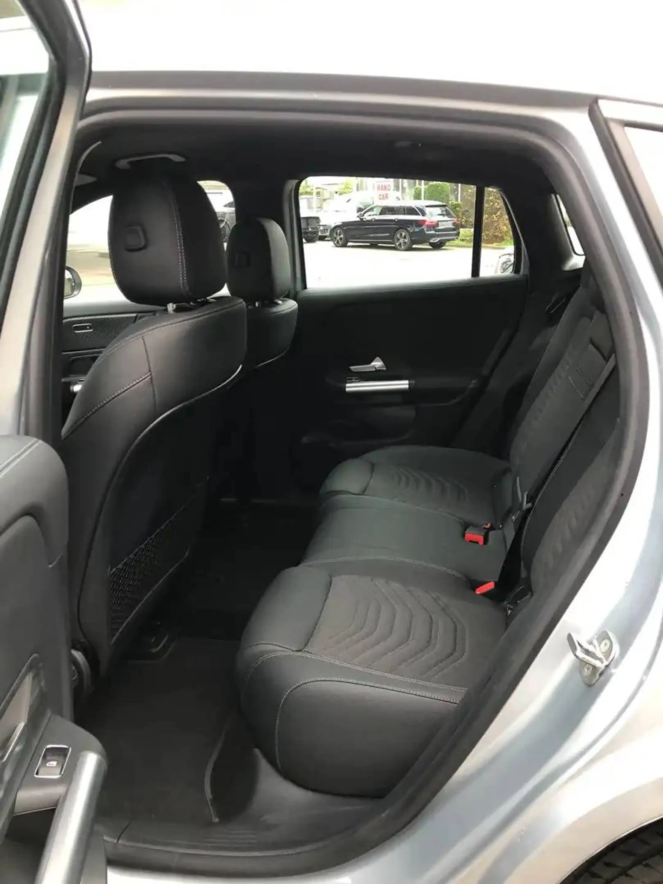 Mercedes-Benz EQA 250 EQA 250+Business Line, Sfeerverlichting Winter pack, Carplay — photo 3