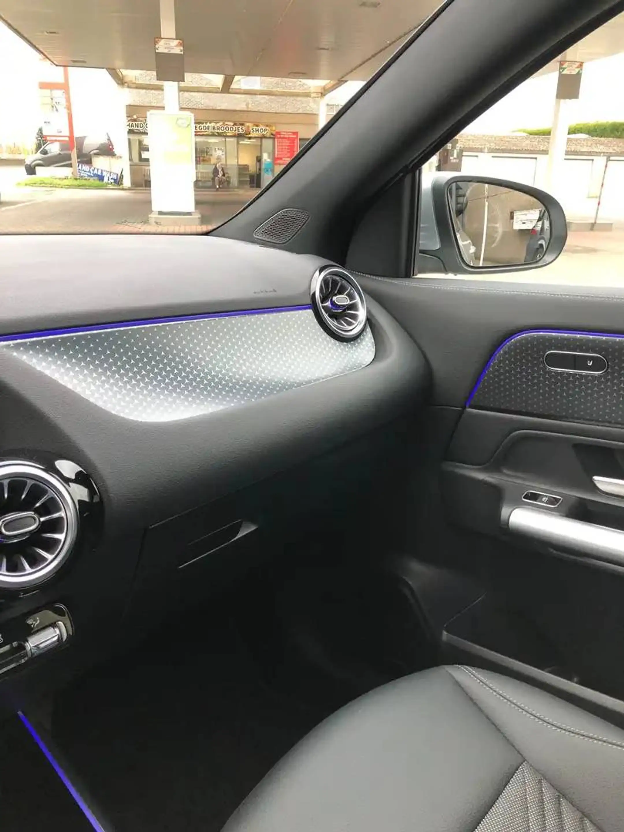 Mercedes-Benz EQA 250 EQA 250+Business Line, Sfeerverlichting Winter pack, Carplay — photo 6