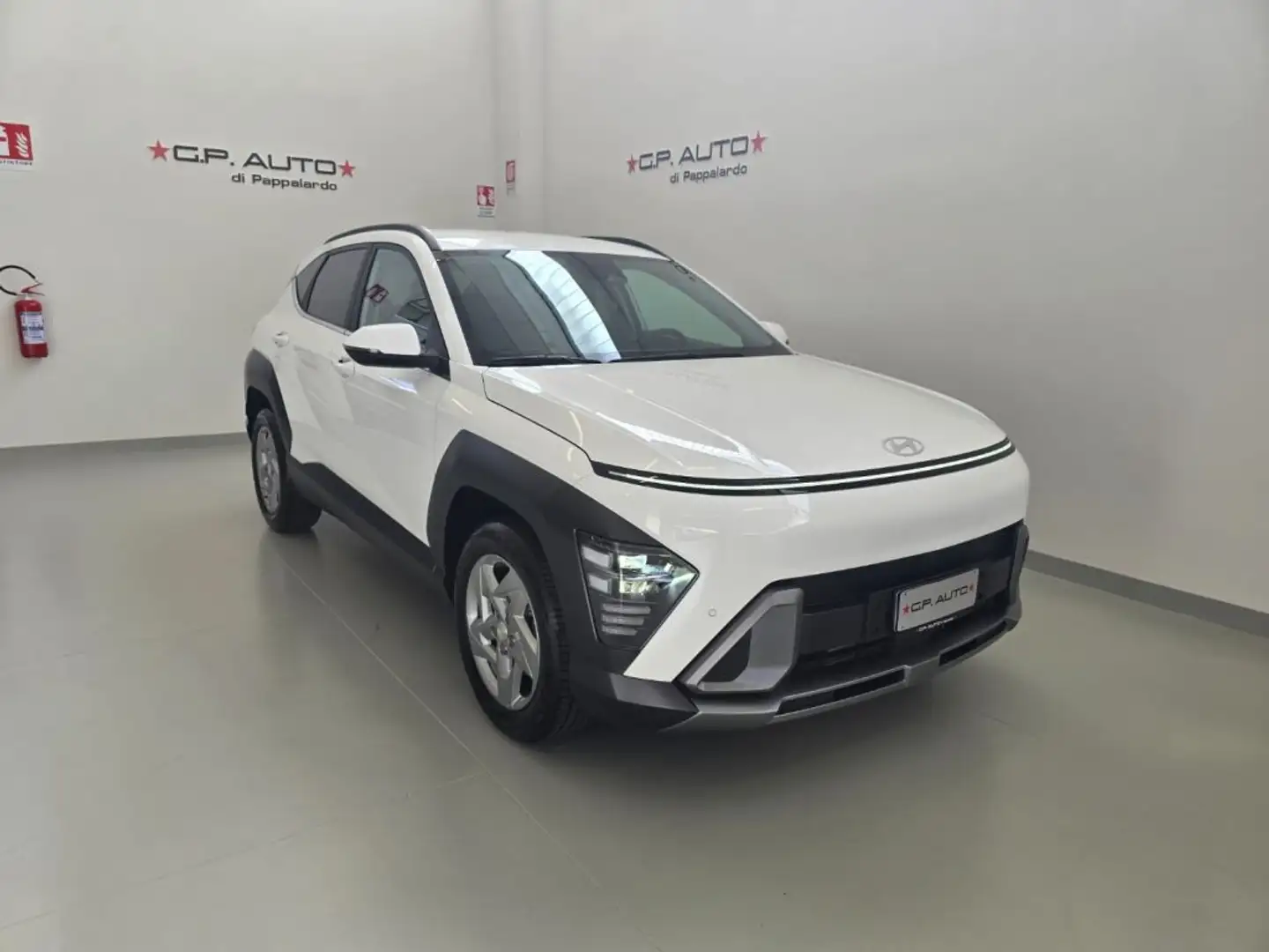 Hyundai KONA 1.0 T-GDI Hybrid 48V iMT Xline Bianco - 1