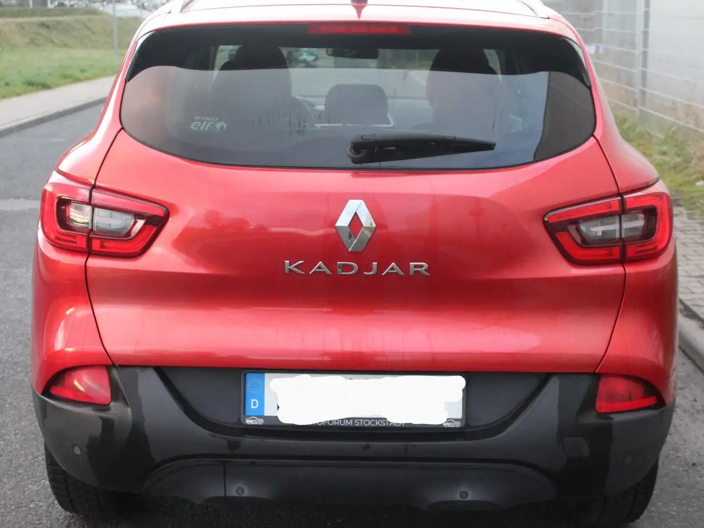 Renault Kadjar Kadjar Energy TCe 130 Bose Edition Červená - 1