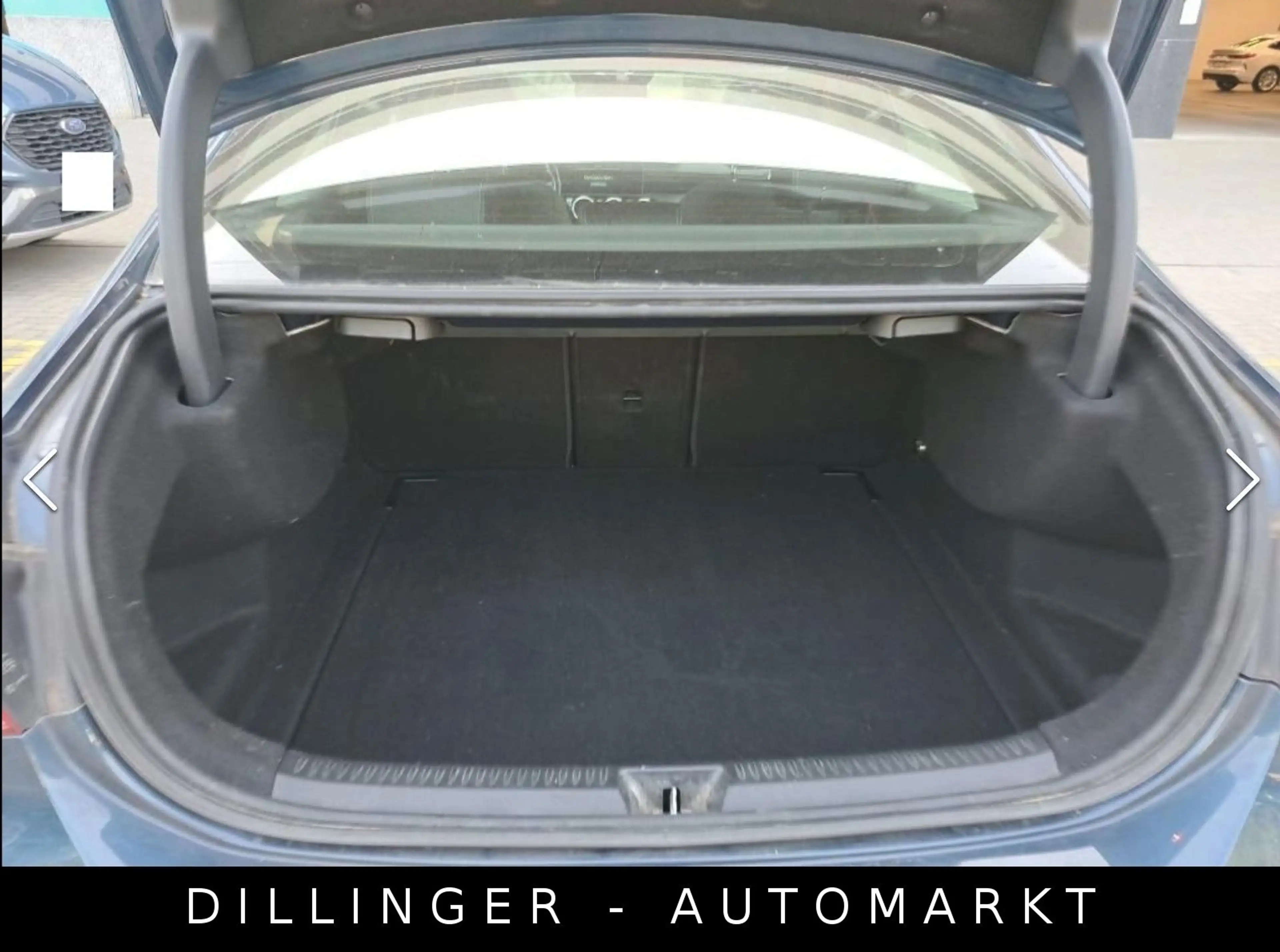 Mercedes-Benz A 180 d Limousine 7G LED Navi Kamera Temp. Leder — photo 5