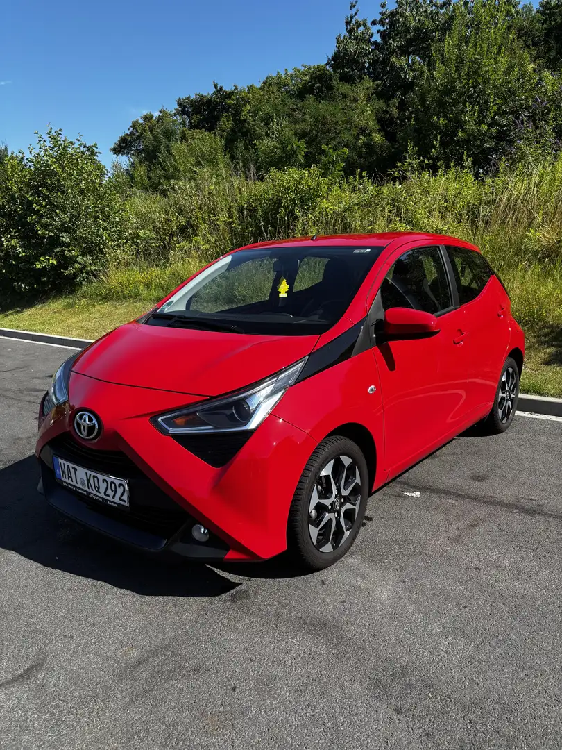 Toyota Aygo x Rot - 1